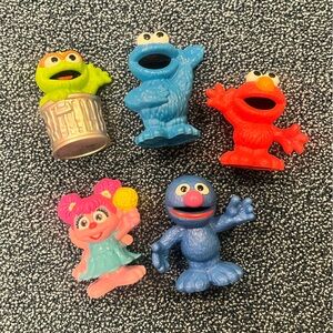 Sesame Street Character Figurine Set